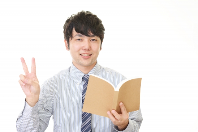 2をつくる男性